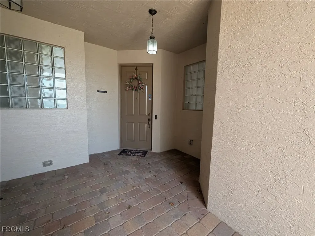 4000 Cherrybrook Loop Fort Myers FL 33966