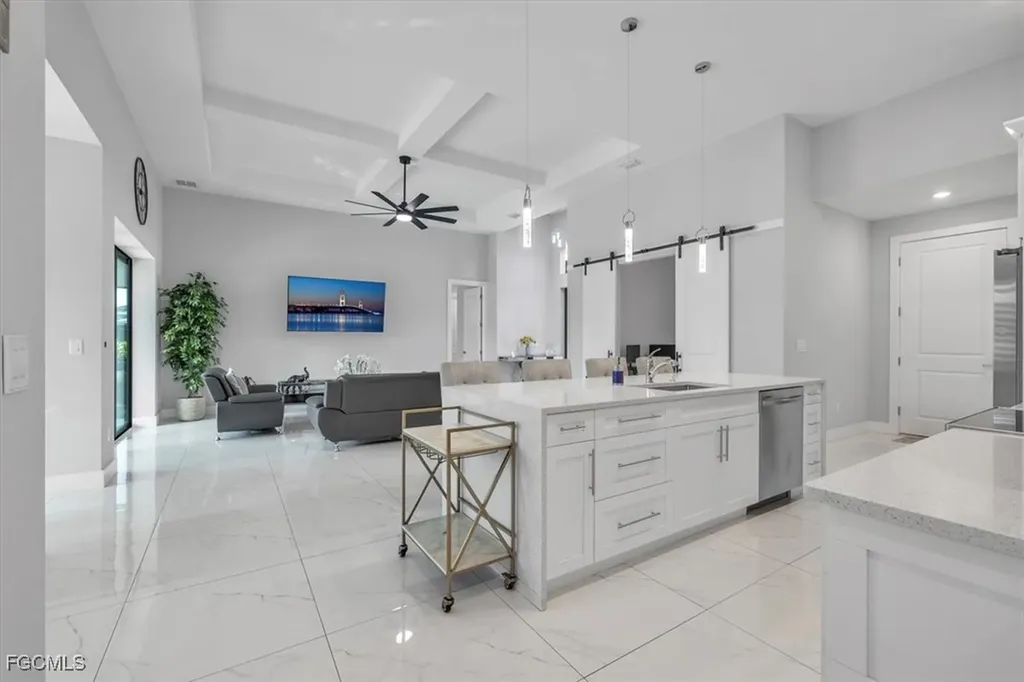 1716 SW 44th Terrace Cape Coral FL 33914
