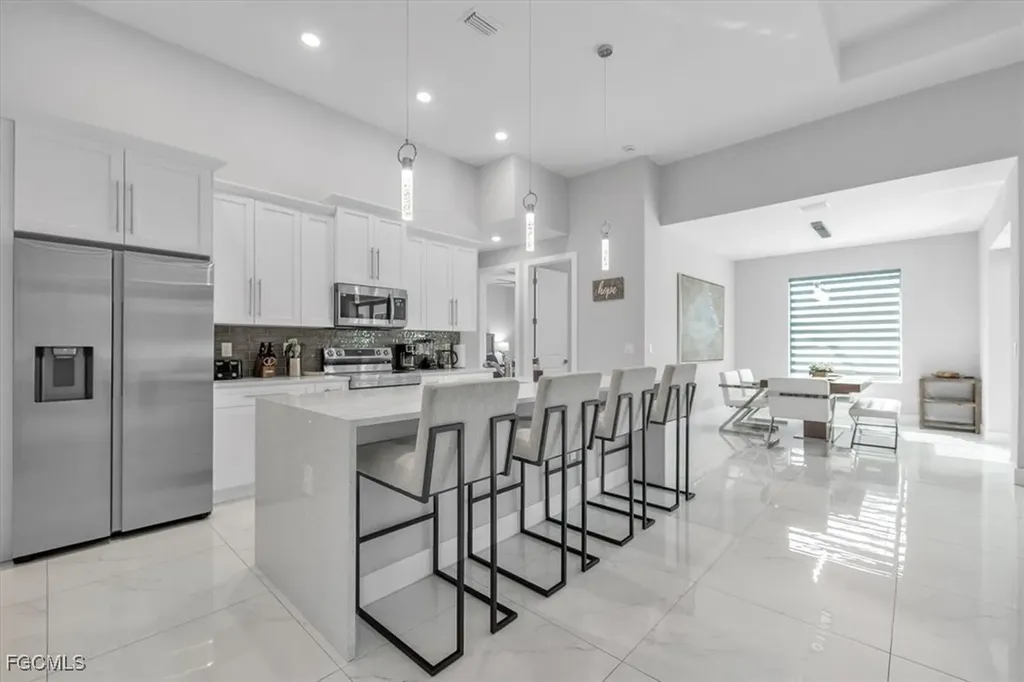 1716 SW 44th Terrace Cape Coral FL 33914