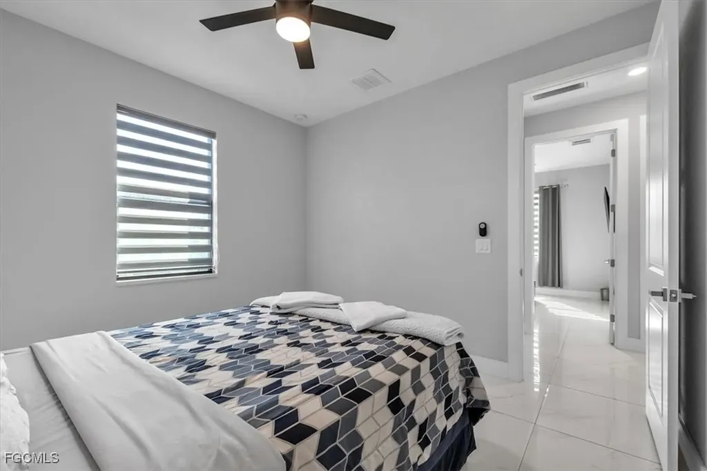 1716 SW 44th Terrace Cape Coral FL 33914