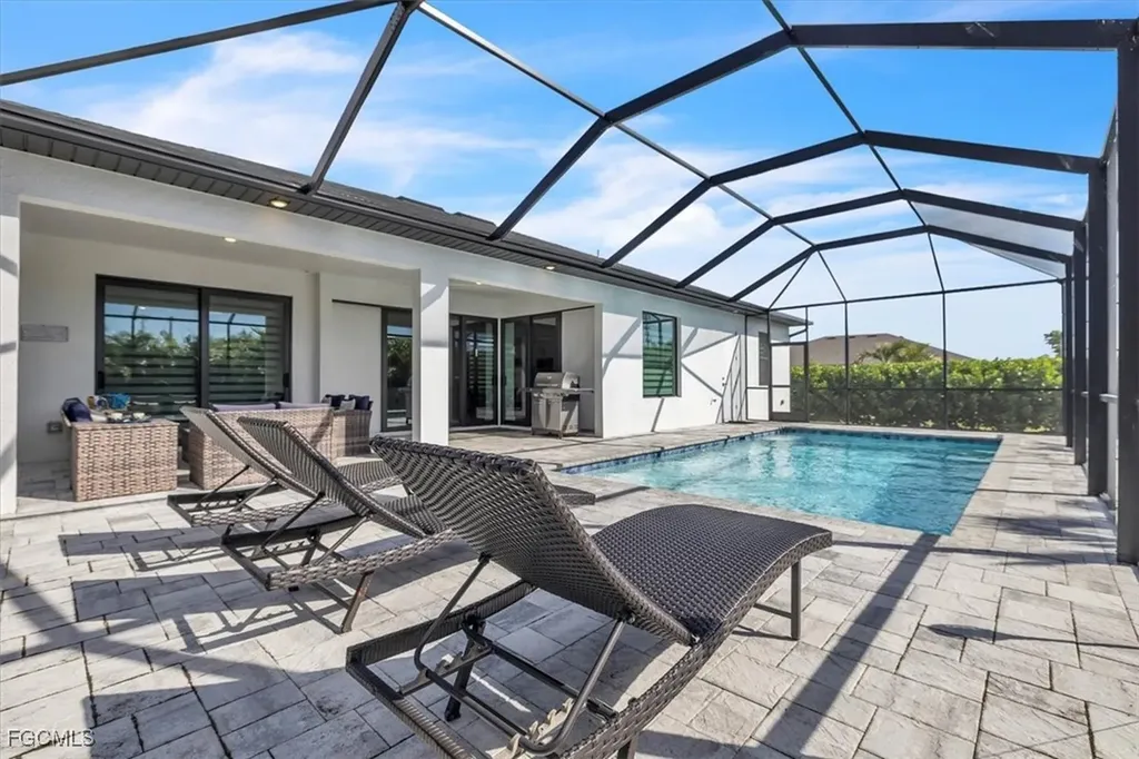 1716 SW 44th Terrace Cape Coral FL 33914