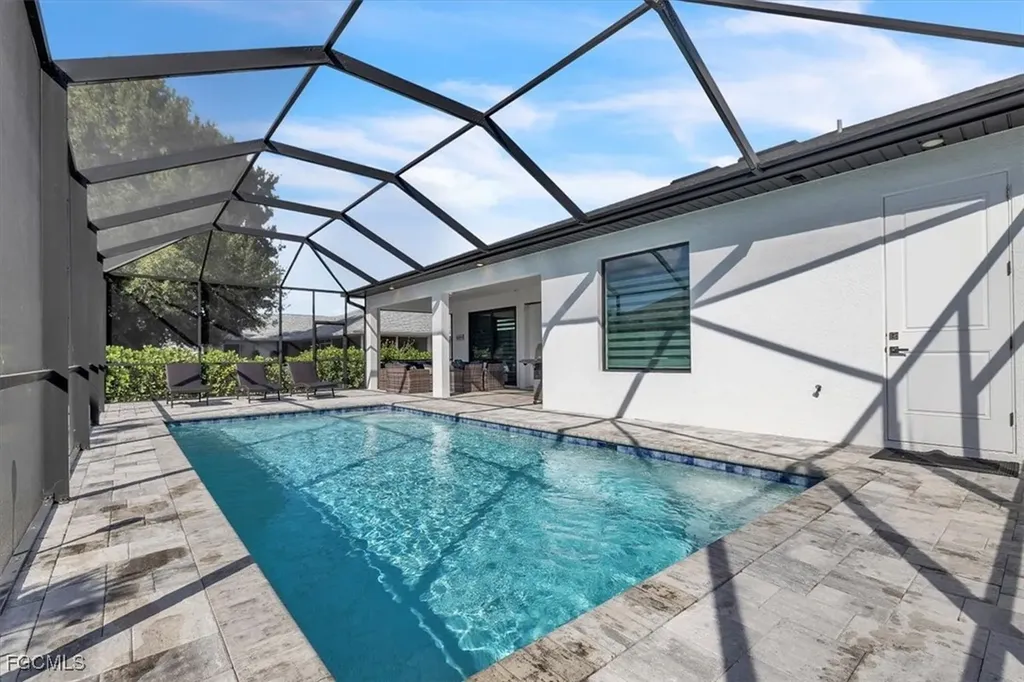 1716 SW 44th Terrace Cape Coral FL 33914
