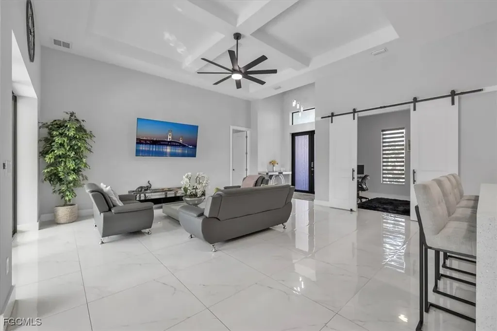 1716 SW 44th Terrace Cape Coral FL 33914