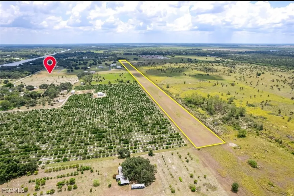 1520 Lindbergh Loop Labelle FL 33935