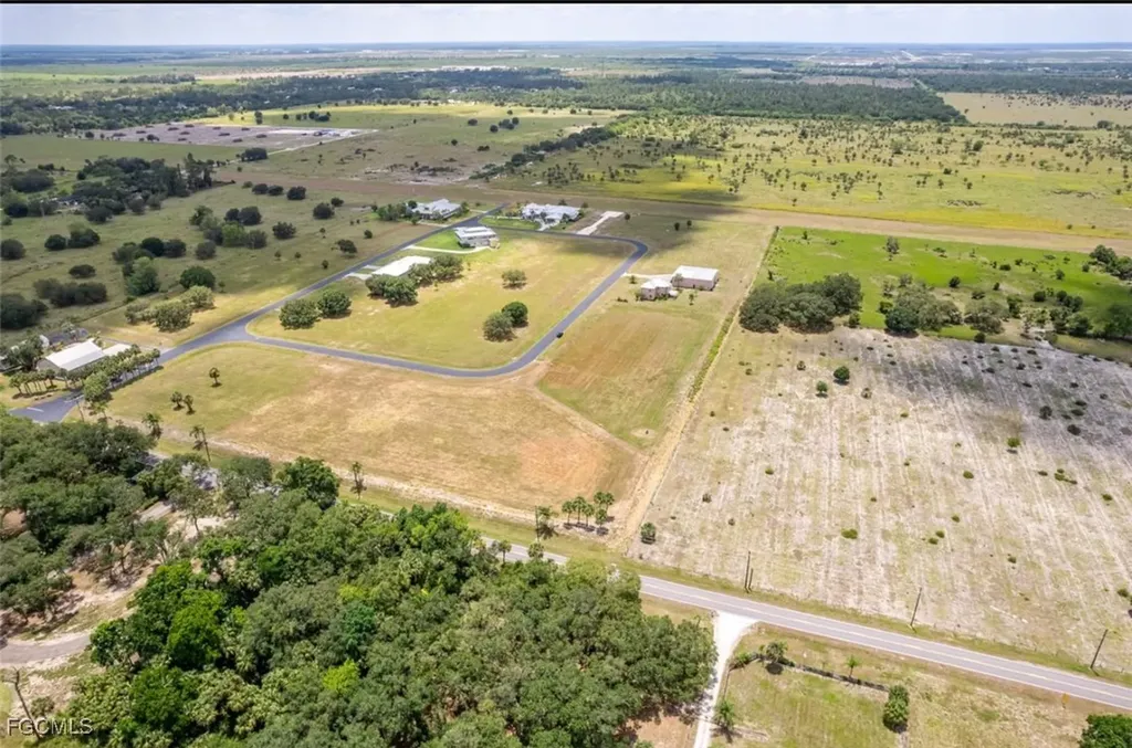 1520 Lindbergh Loop Labelle FL 33935