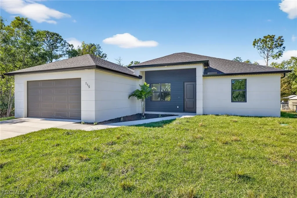 115 Johns Avenue Lehigh Acres FL 33936