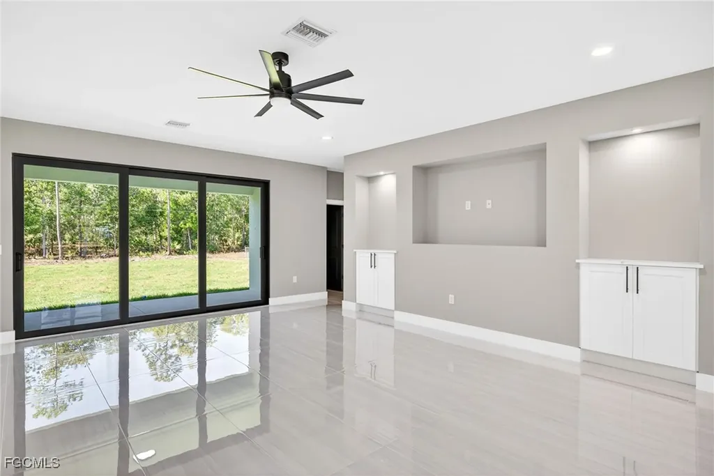 115 Johns Avenue Lehigh Acres FL 33936
