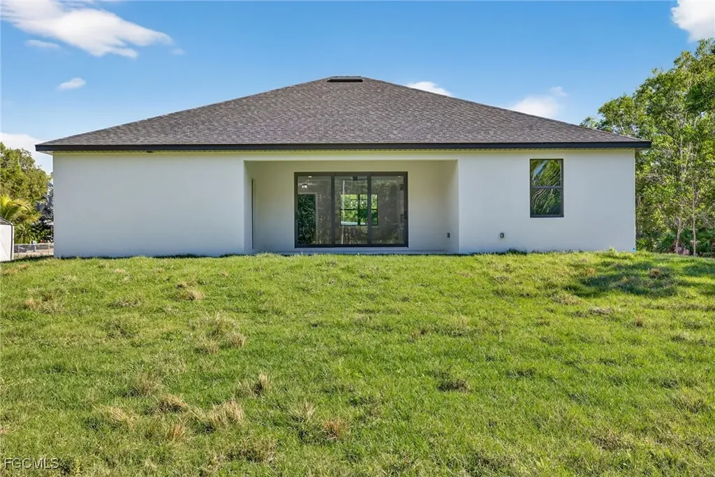 115 Johns Avenue Lehigh Acres FL 33936