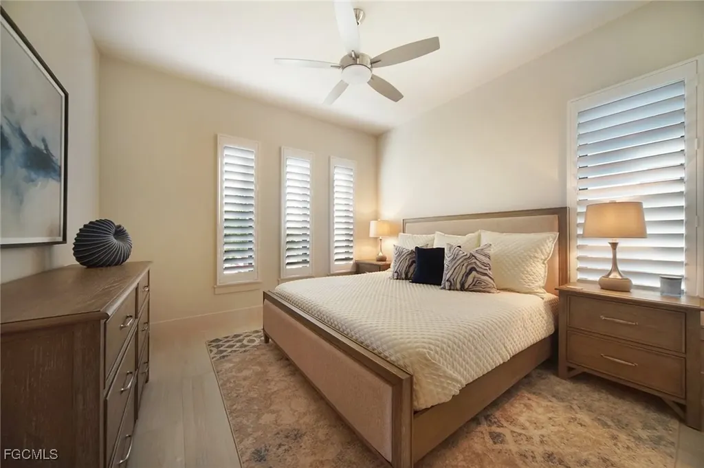 2523 Beach Parkway W Cape Coral FL 33914