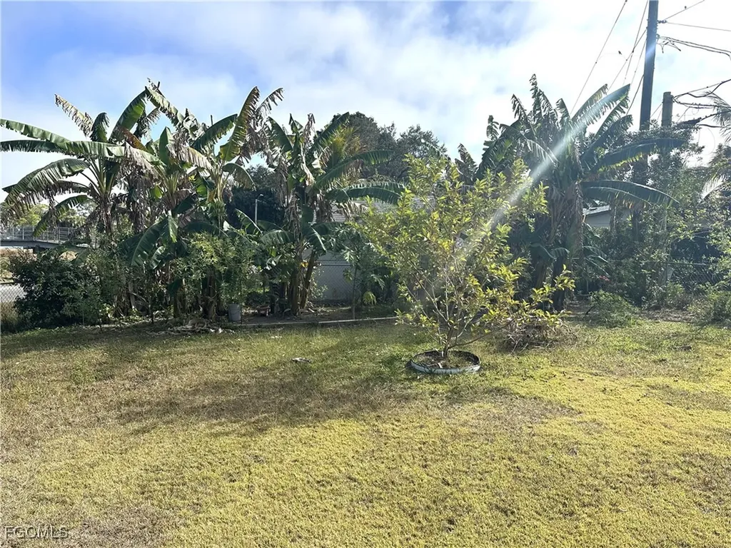 100 Davis Road Lehigh Acres FL 33936