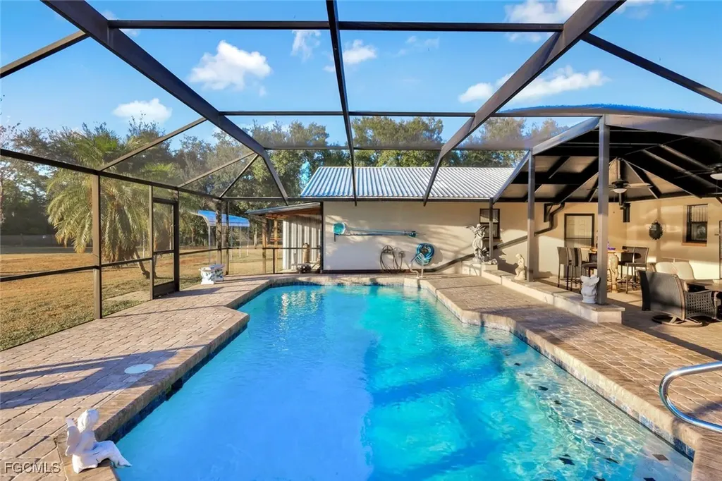 16321 Slater Road North Fort Myers FL 33917