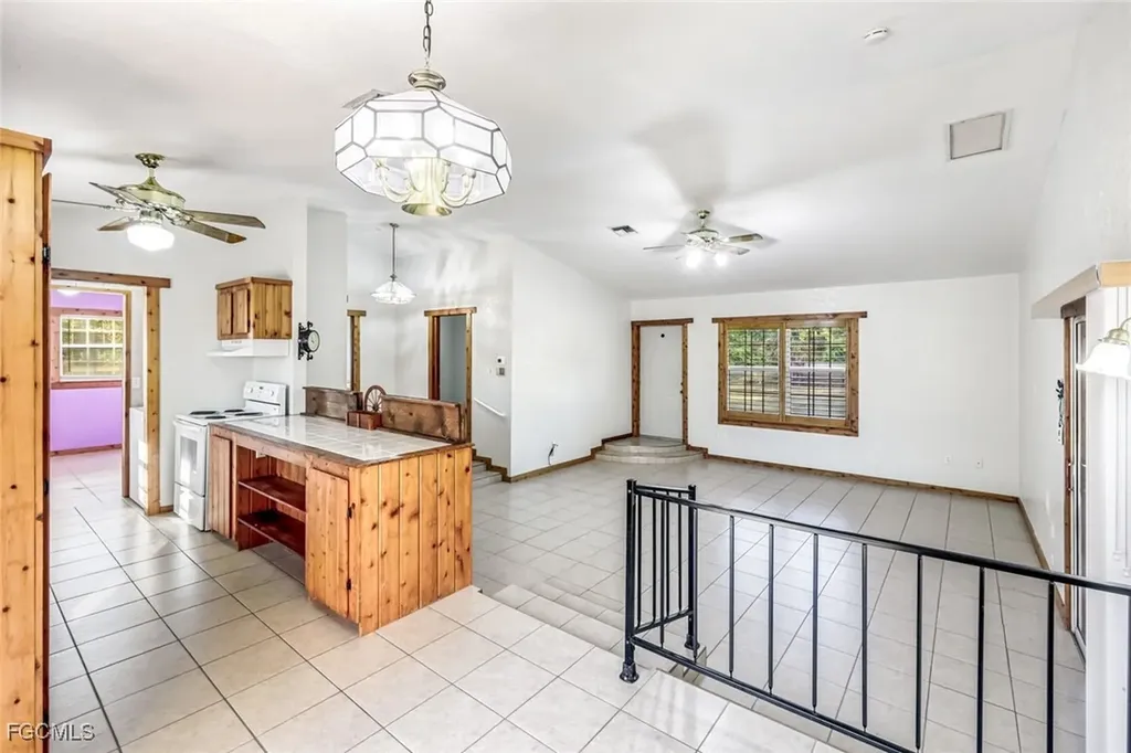 16321 Slater Road North Fort Myers FL 33917