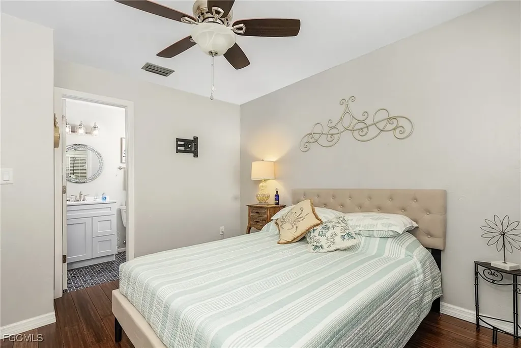 5221 Blue Crab Circle Bokeelia FL 33922