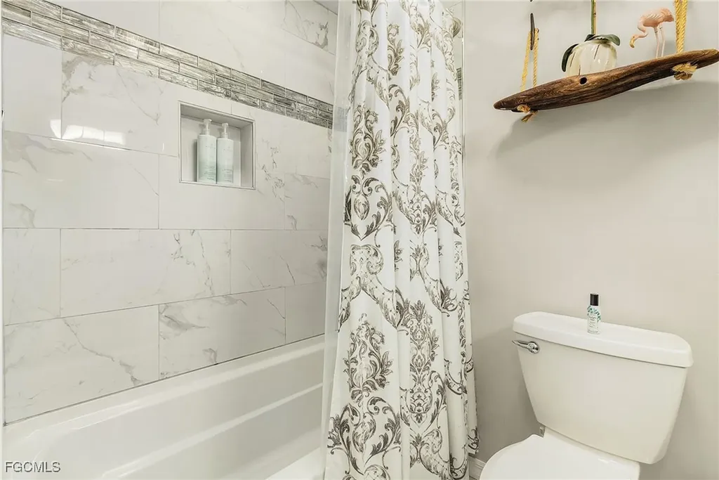 5221 Blue Crab Circle Bokeelia FL 33922