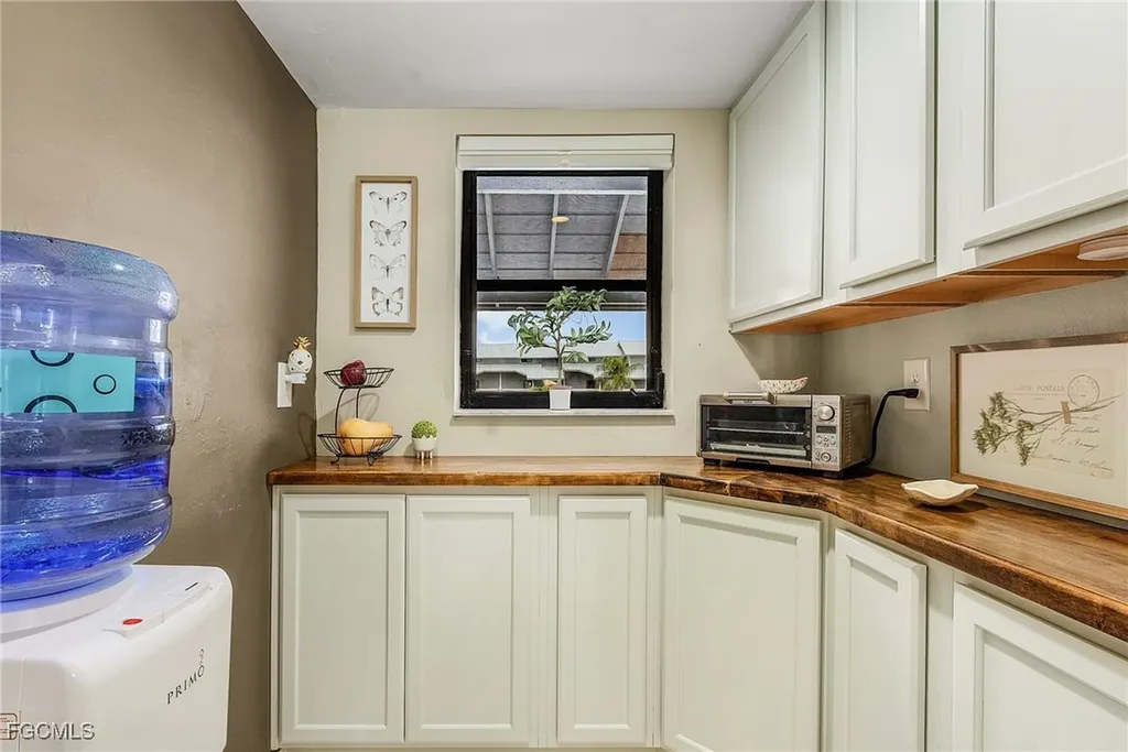 5221 Blue Crab Circle Bokeelia FL 33922