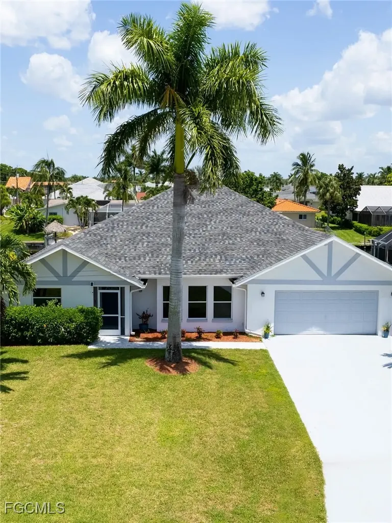 5233 SW 11th Court Cape Coral FL 33914