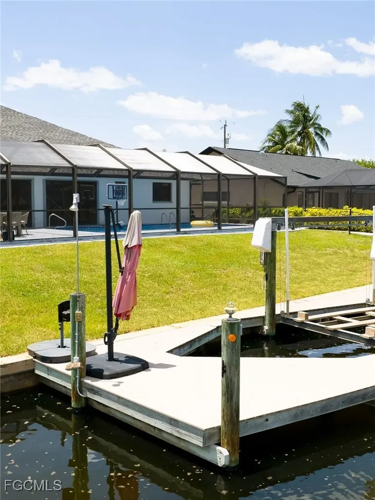 5233 SW 11th Court Cape Coral FL 33914