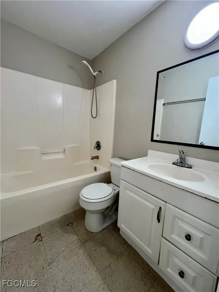 315 Rushmore Avenue N Lehigh Acres FL 33936