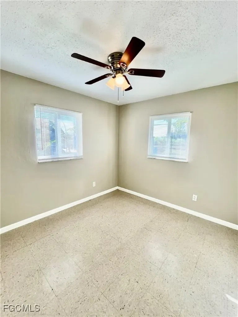 315 Rushmore Avenue N Lehigh Acres FL 33936