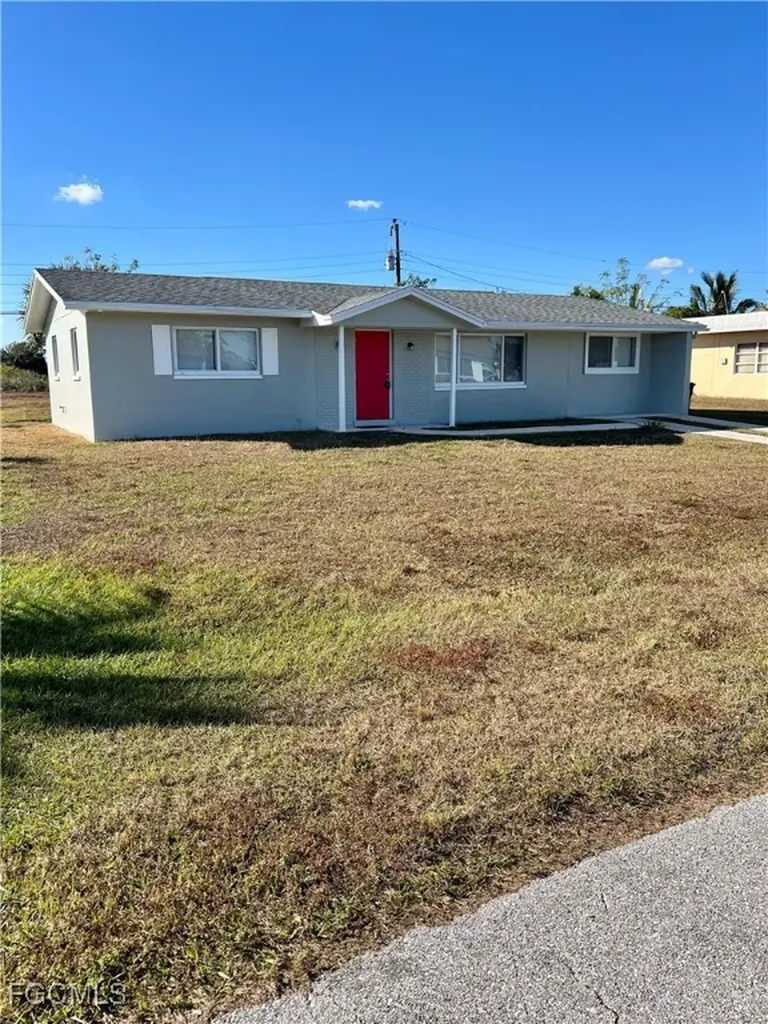 315 Rushmore Avenue N Lehigh Acres FL 33936
