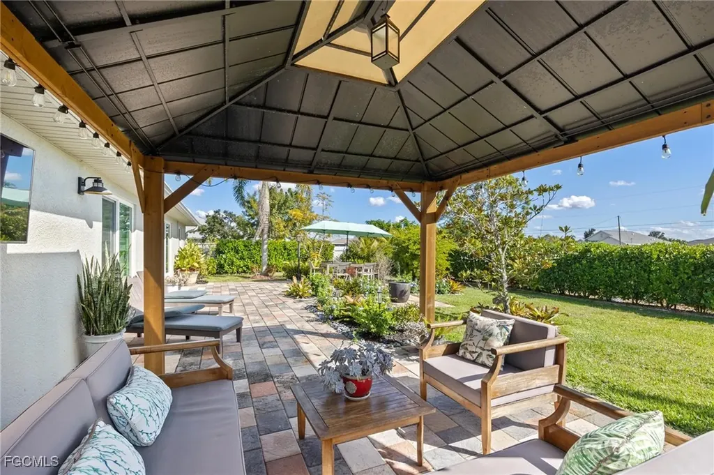 1914 NW 15th Street Cape Coral FL 33993