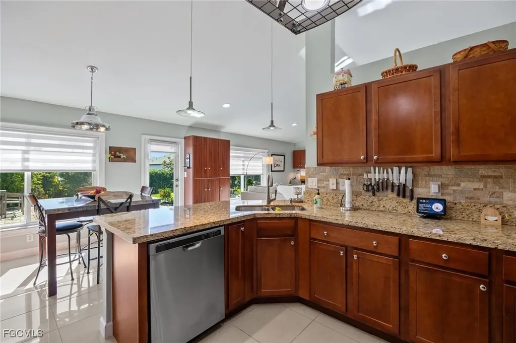 1914 NW 15th Street Cape Coral FL 33993