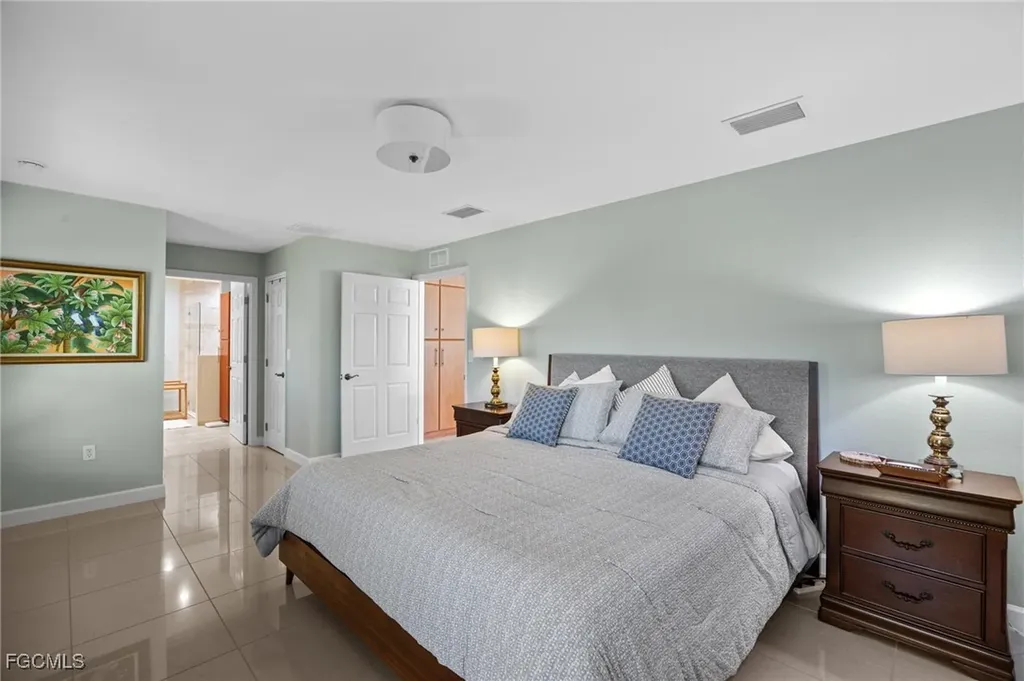 1914 NW 15th Street Cape Coral FL 33993