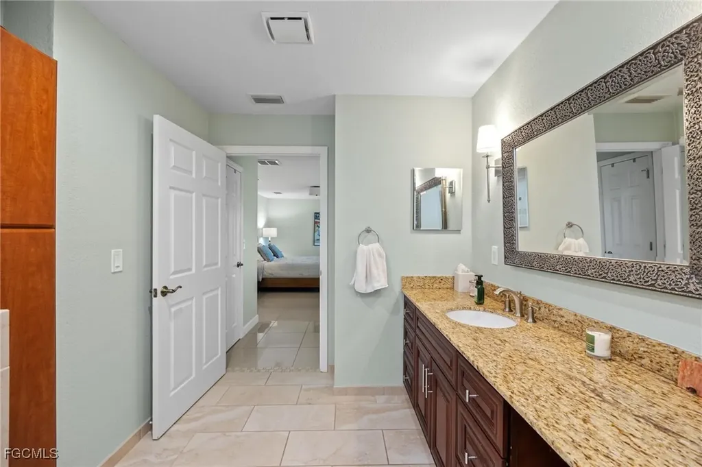 1914 NW 15th Street Cape Coral FL 33993