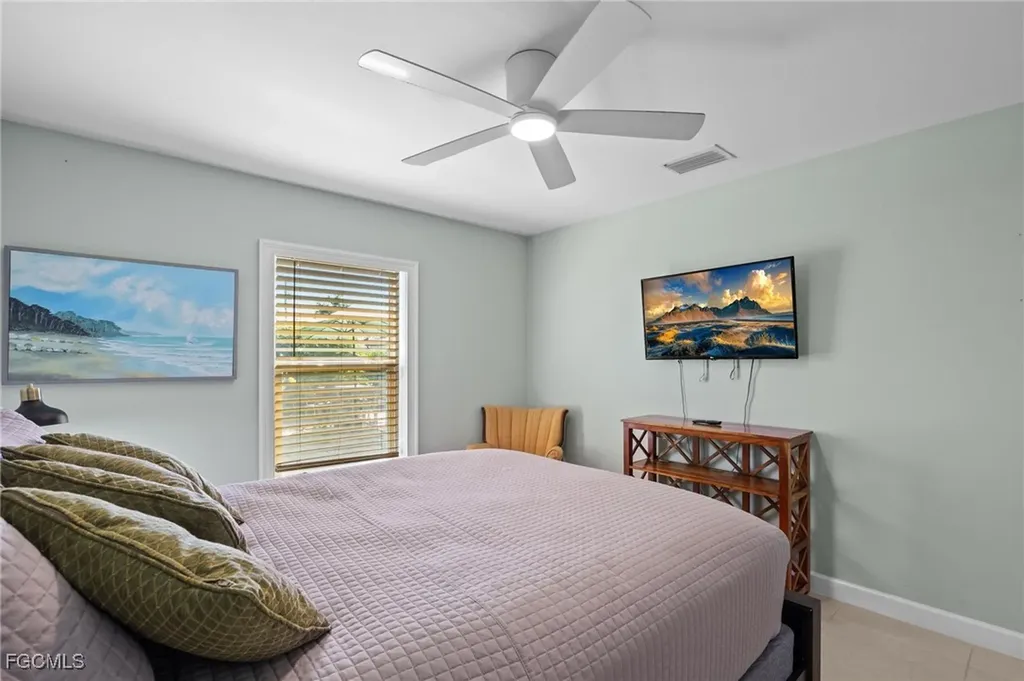 1914 NW 15th Street Cape Coral FL 33993