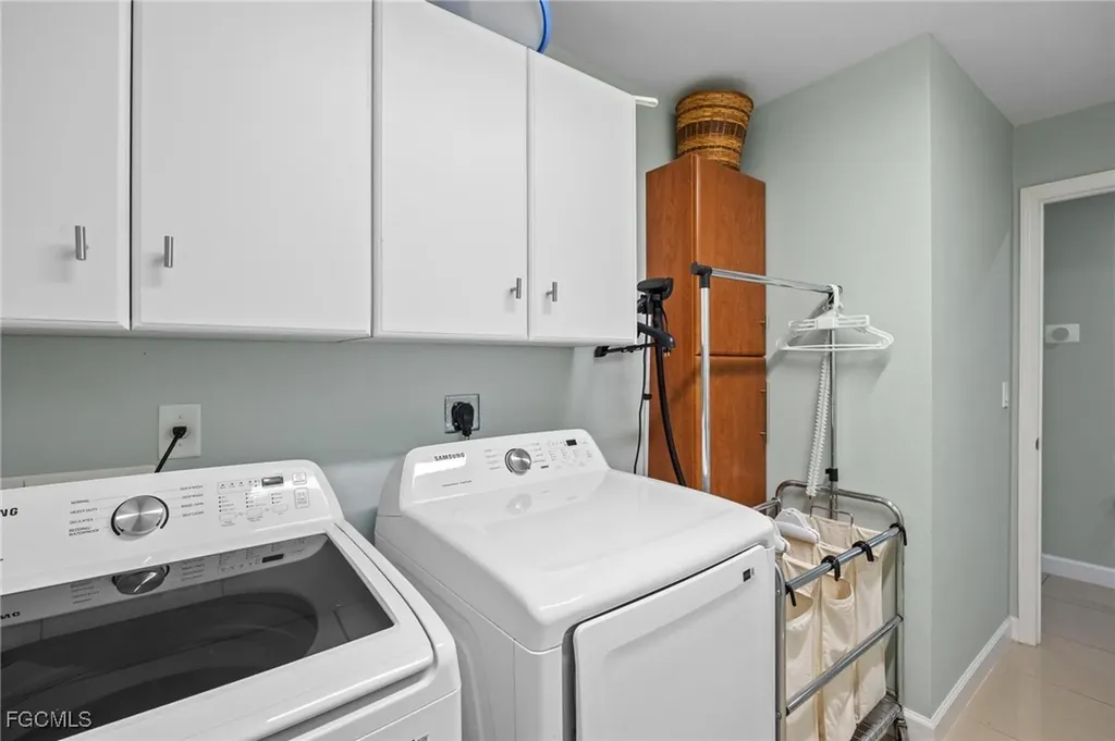 1914 NW 15th Street Cape Coral FL 33993