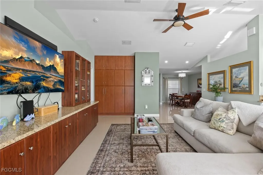 1914 NW 15th Street Cape Coral FL 33993