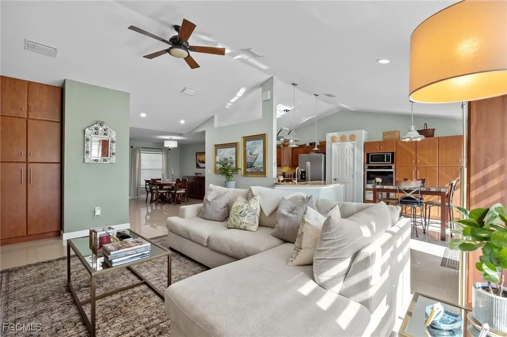 1914 NW 15th Street Cape Coral FL 33993