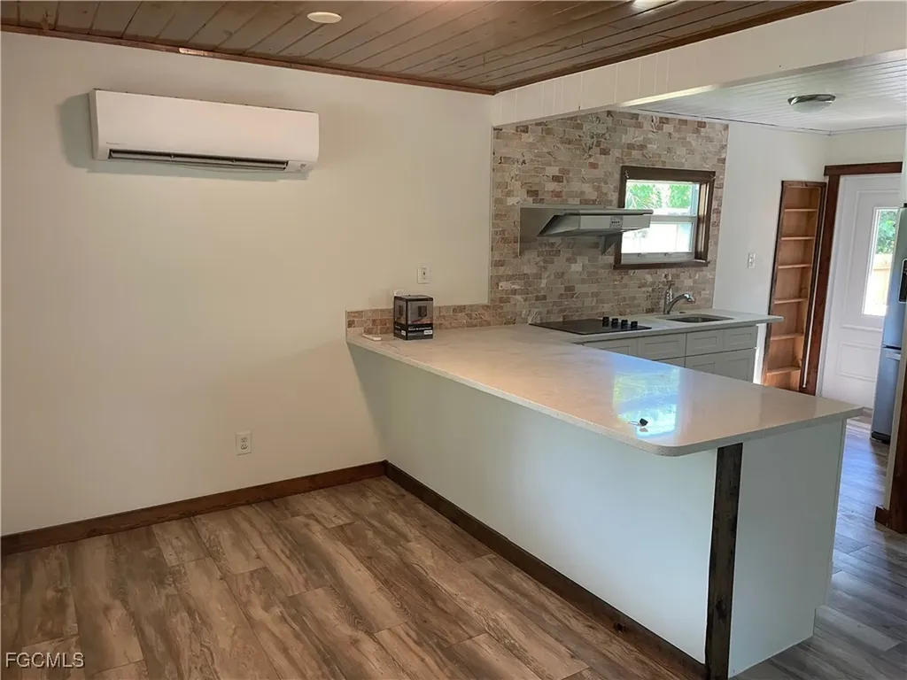 784 Oak Street Fort Myers Beach FL 33931