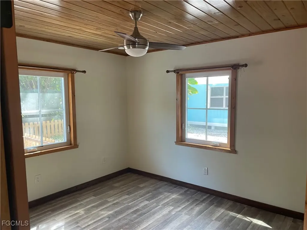 784 Oak Street Fort Myers Beach FL 33931
