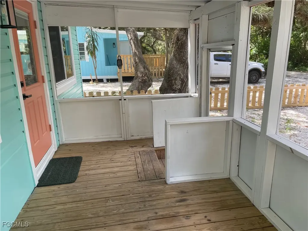784 Oak Street Fort Myers Beach FL 33931