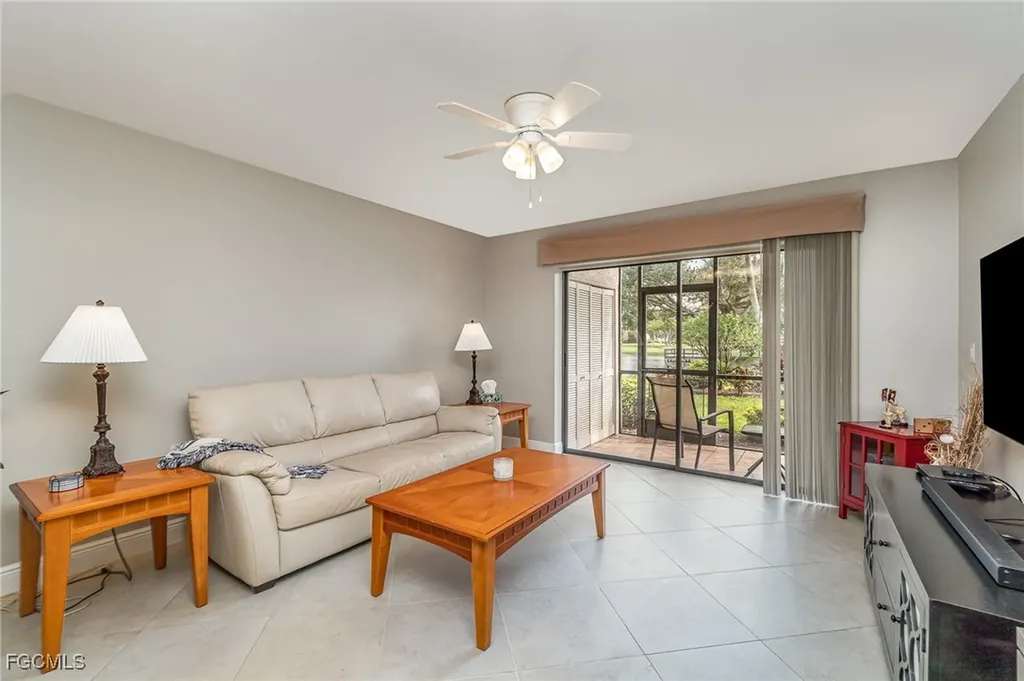 8715 Charter Club Circle Fort Myers FL 33919