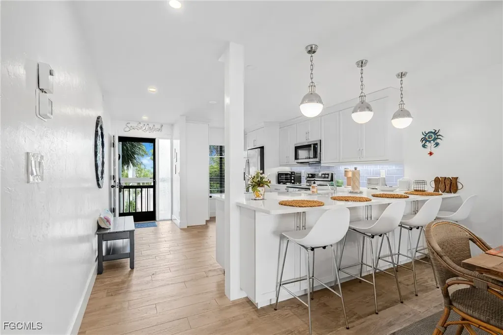 2777 W Gulf Drive Sanibel FL 33957