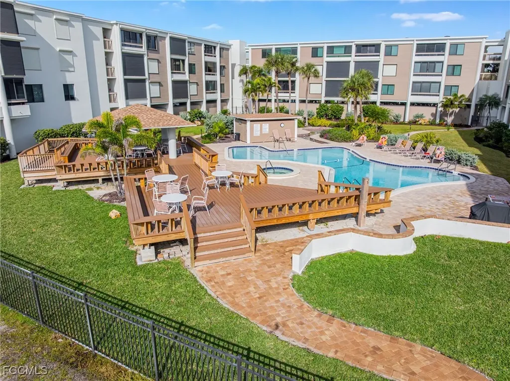 2777 W Gulf Drive Sanibel FL 33957