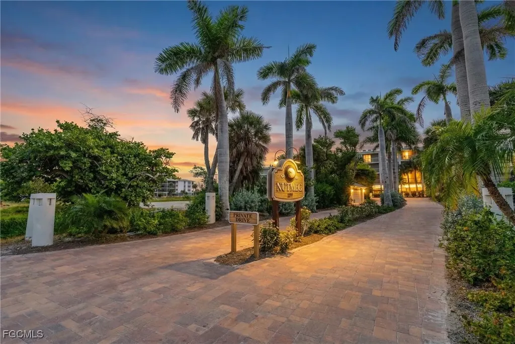 2777 W Gulf Drive Sanibel FL 33957