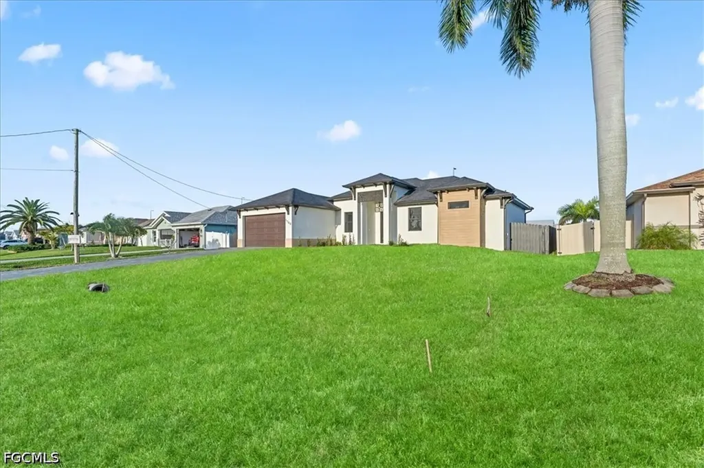1100 NW 31st Place Cape Coral FL 33993