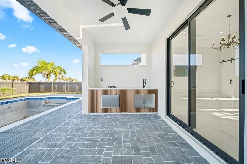 1100 NW 31st Place Cape Coral FL 33993