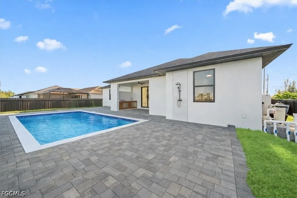 1100 NW 31st Place Cape Coral FL 33993