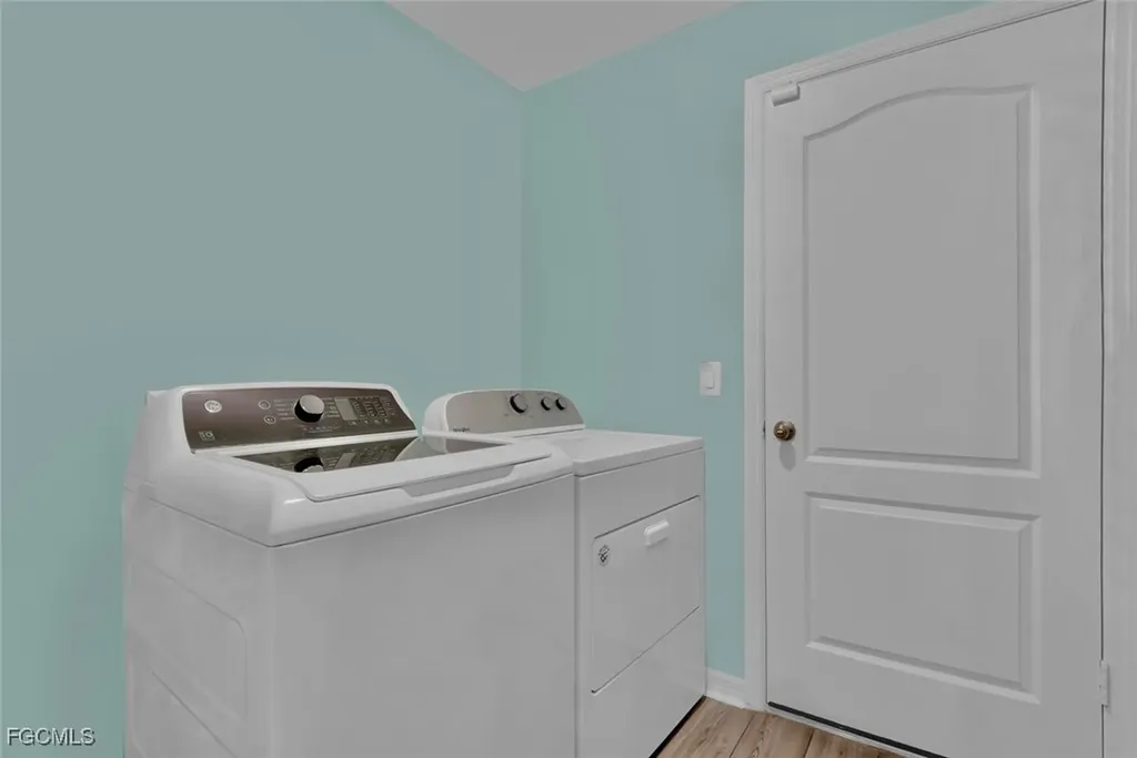 845 Lochman Drive Fort Myers FL 33913