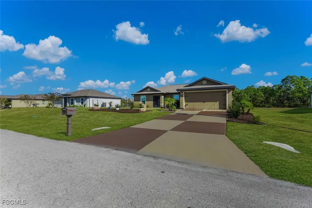 845 Lochman Drive Fort Myers FL 33913