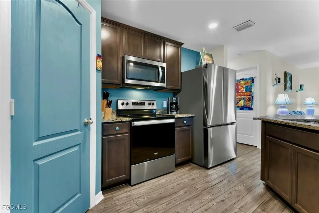845 Lochman Drive Fort Myers FL 33913