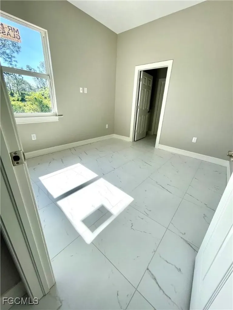 575 Summit Avenue S Lehigh Acres FL 33974