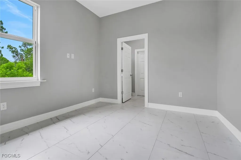 575 Summit Avenue S Lehigh Acres FL 33974