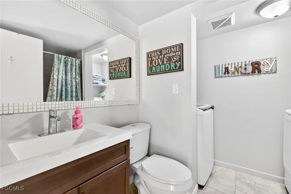 5210 Cedarbend Drive Fort Myers FL 33919