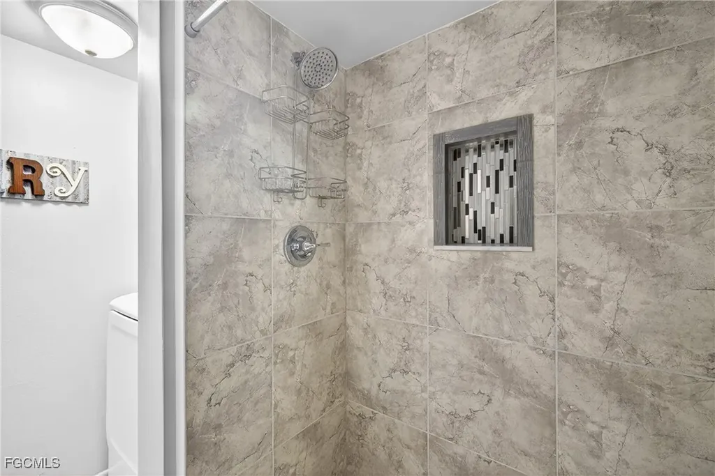 5210 Cedarbend Drive Fort Myers FL 33919