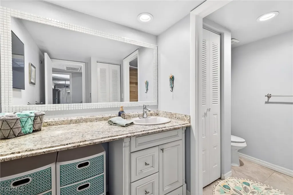 5210 Cedarbend Drive Fort Myers FL 33919